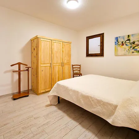 Apartment Residenza Quarto 02 - La Maddalena *